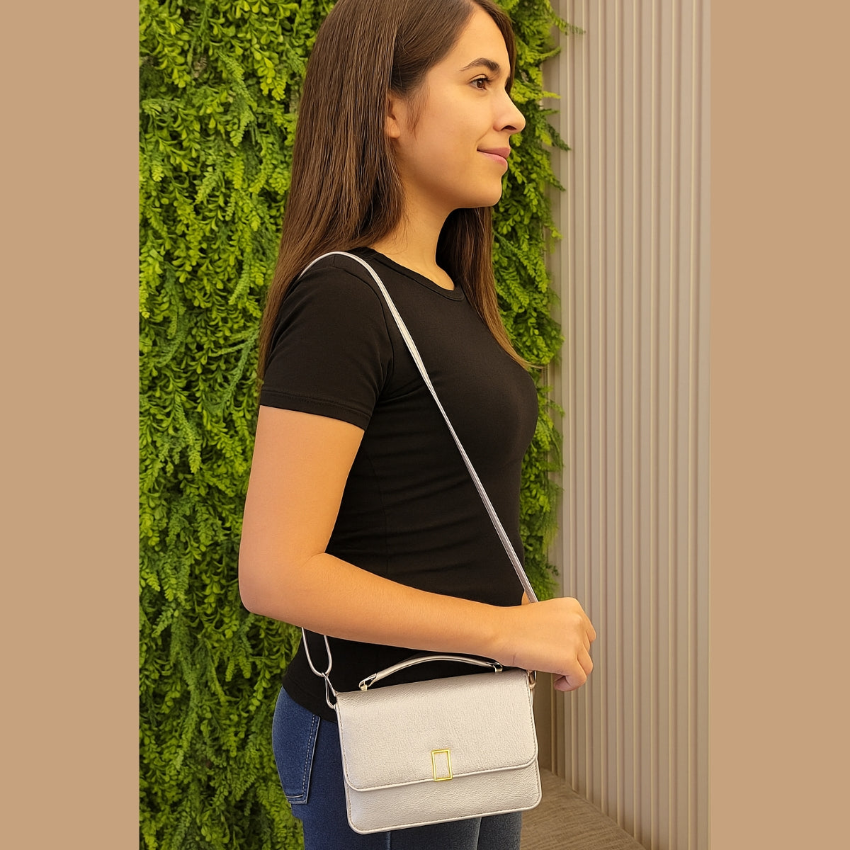 Bolsa Feminina Pequena de Mão e Tiracolo c/ Alça Regulável