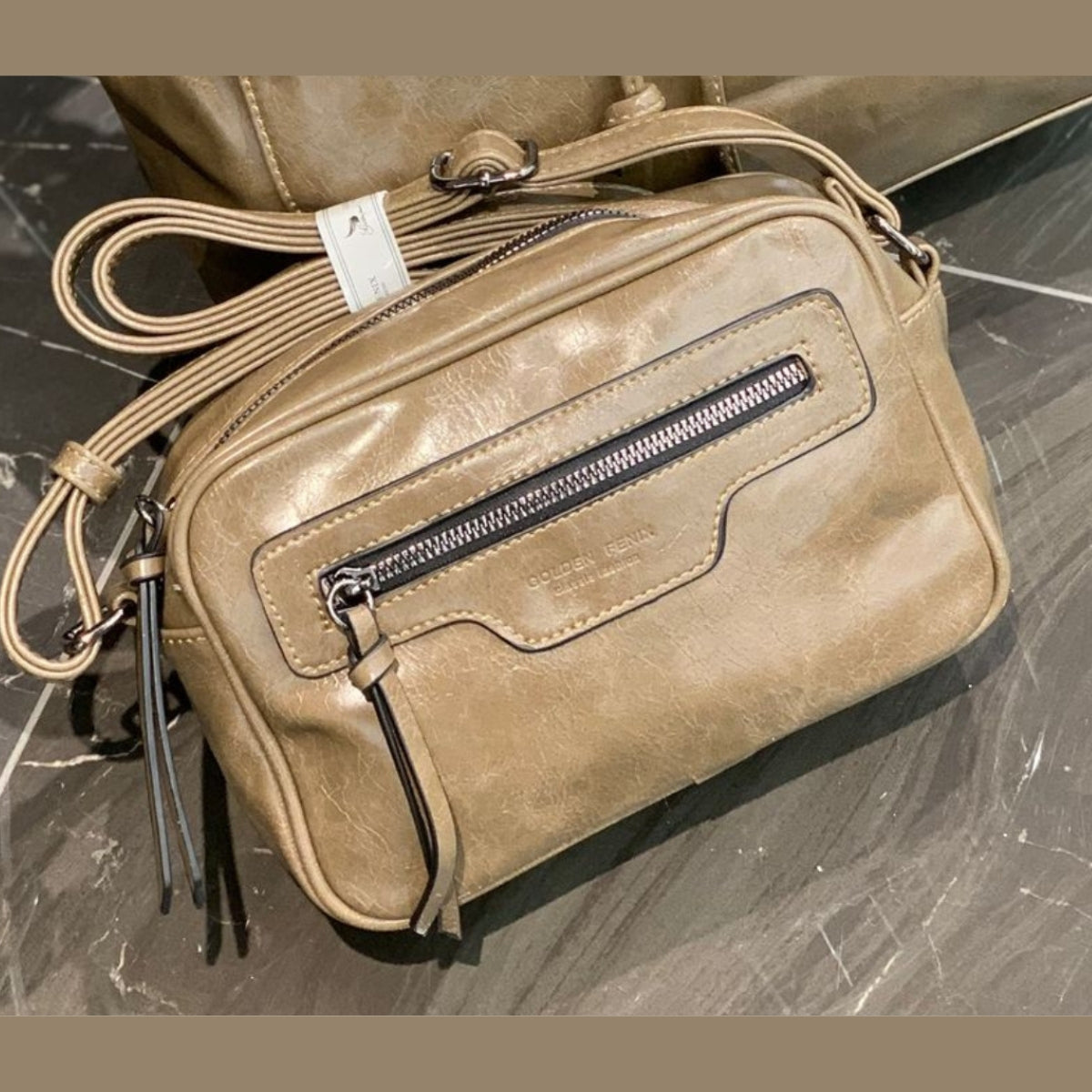 Bolsa Feminina Transversal c/ Alça Regulável e Bolso Frontal