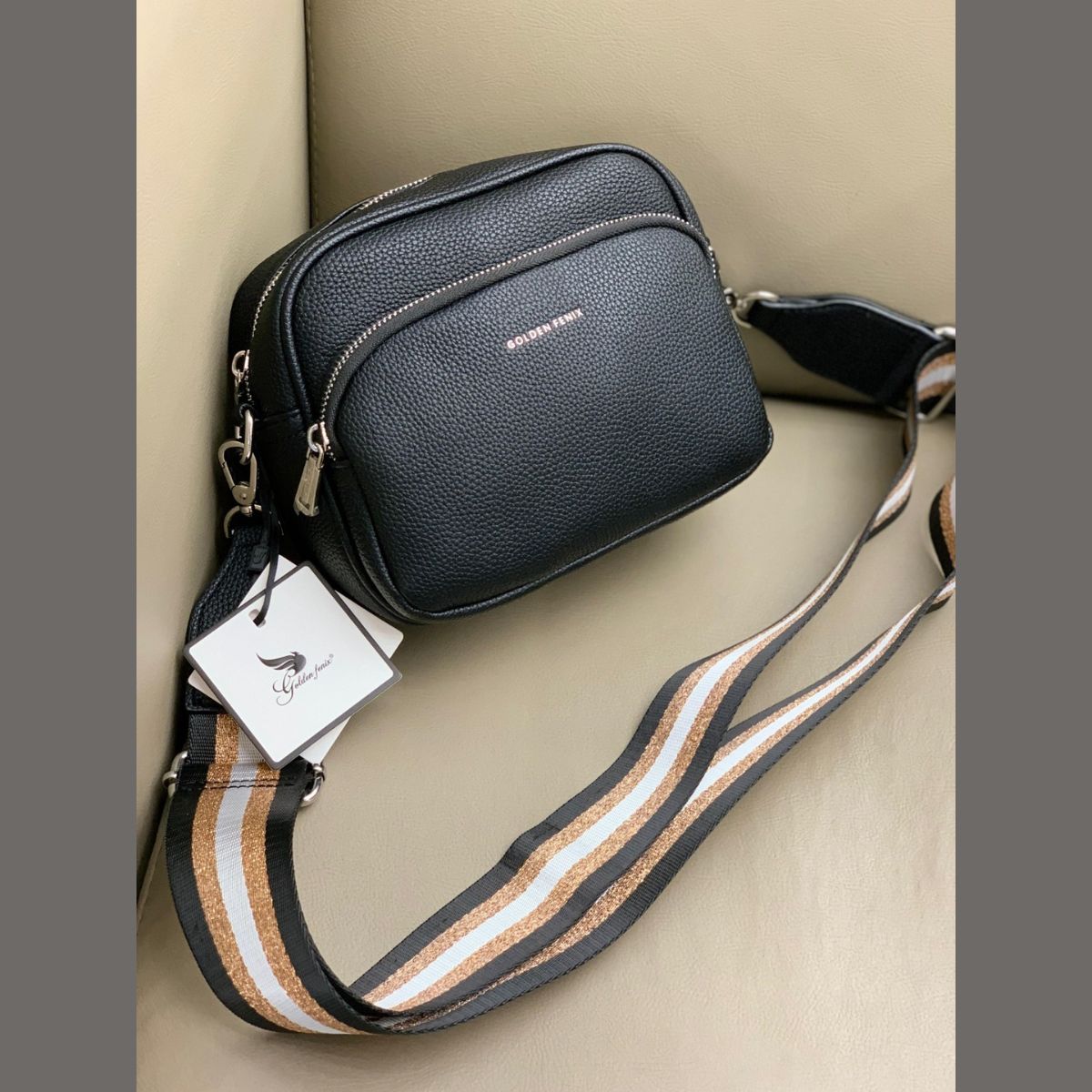 Bolsa Transversal Golden Fenix com Alça Listrada Resistente