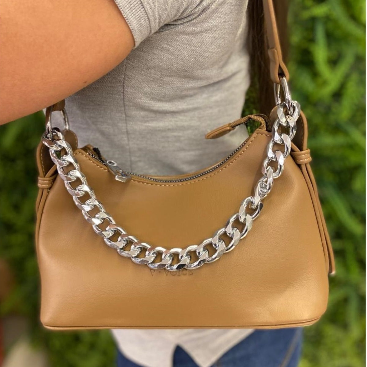 Bolsa Baguete Corrente