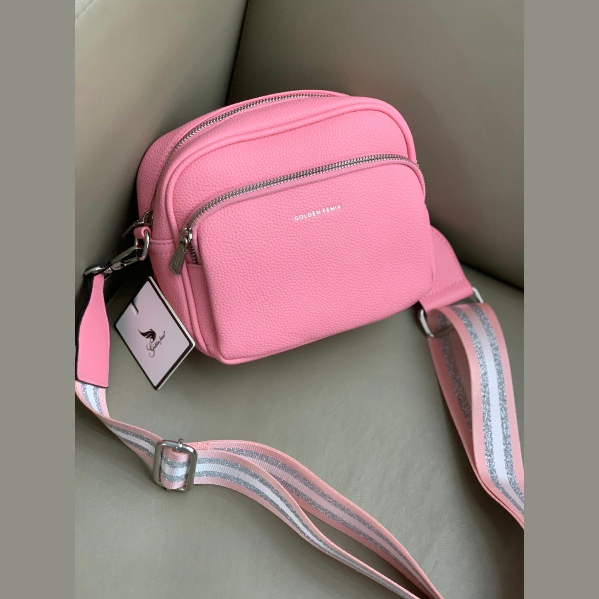 Bolsa Transversal Golden Fenix com Alça Listrada Resistente