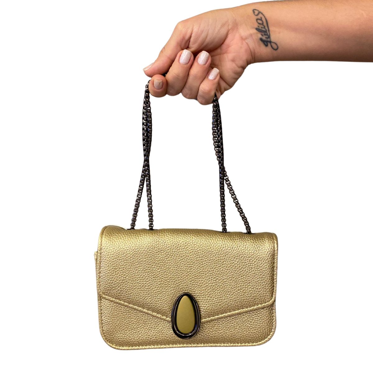 Bolsa Feminina com Corrente e Fecho Magnético