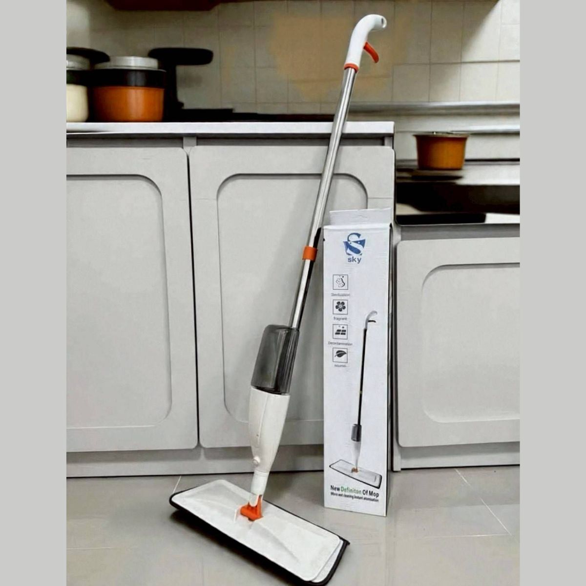 Mop Spray Reservatório com Borrifador 360 ° 2 Refis Limpeza Casa