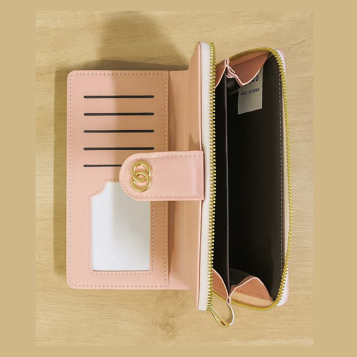 Carteira Feminina Média Compacta Sofisticada