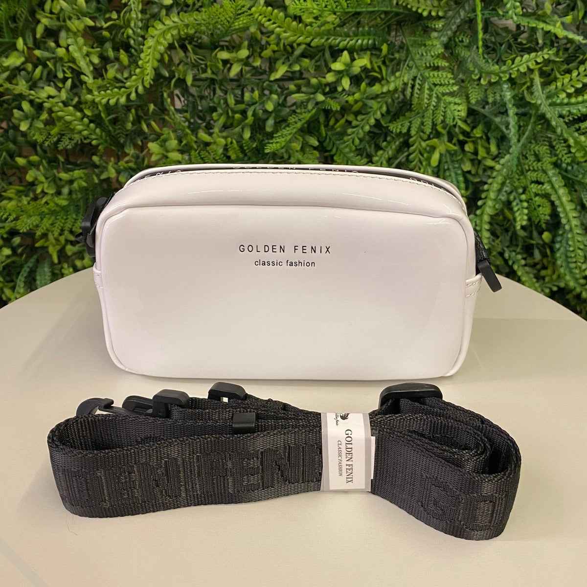 Bolsa Feminina Transversal Verniz Estilosa Impermeável