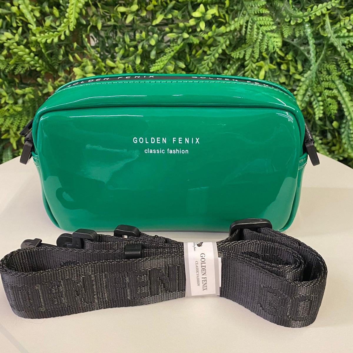 Bolsa Feminina Transversal Verniz Estilosa Impermeável