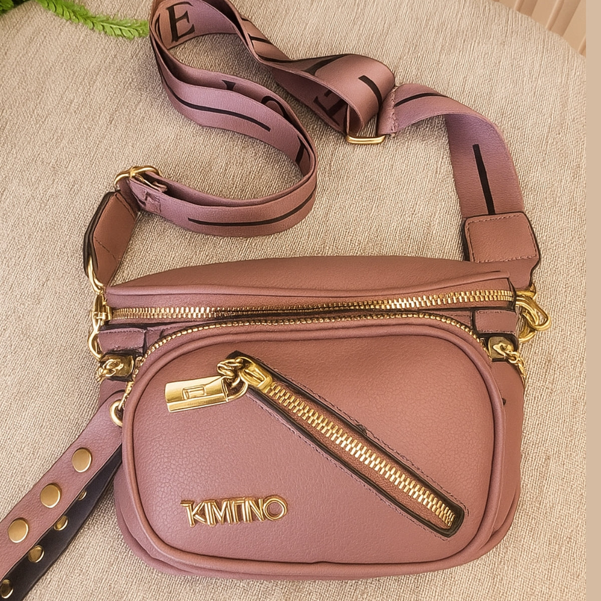 Pochete Feminina Estilosa C/ Alça Regulável Metais Dourados