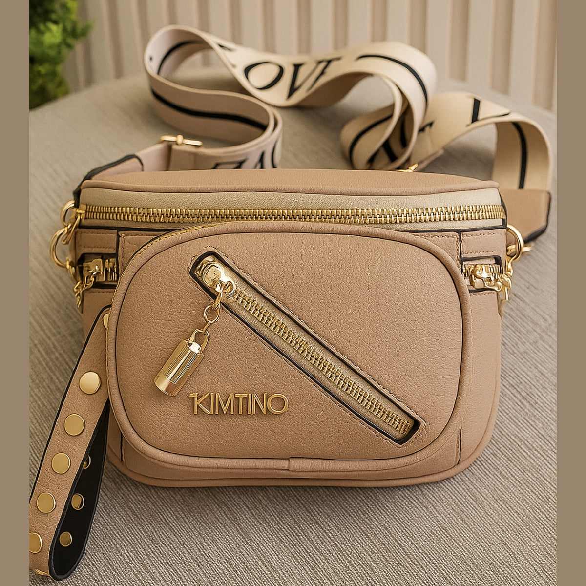 Pochete Feminina Estilosa C/ Alça Regulável Metais Dourados
